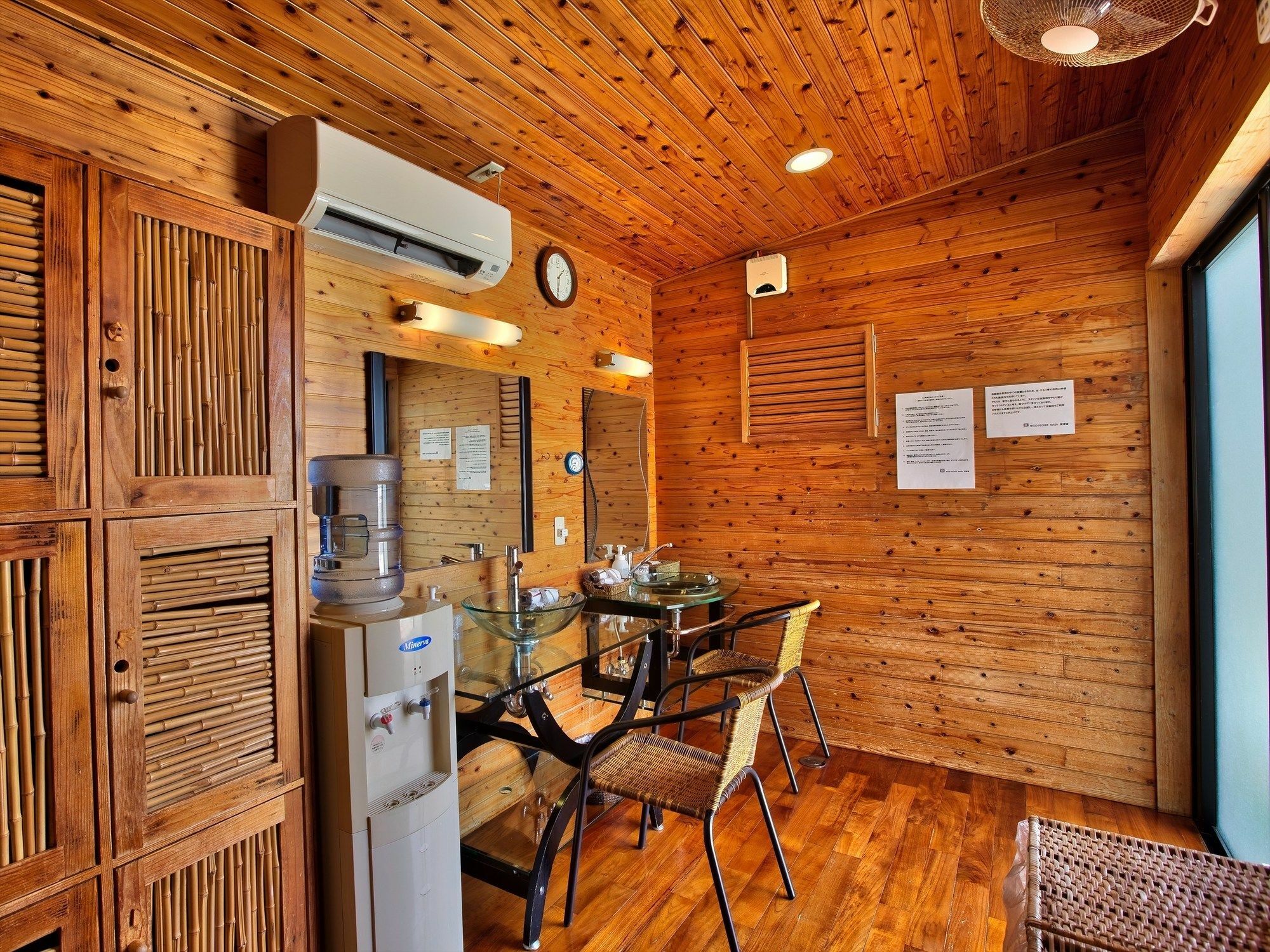 Wood Pecker Nakijin Villa Exterior photo