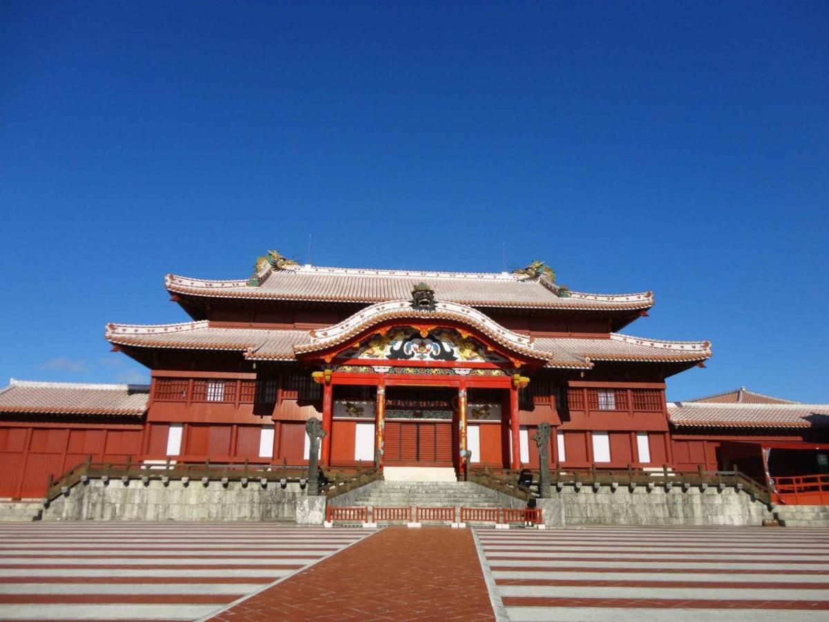 Wood Pecker Nakijin Villa Exterior photo